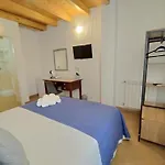 Holmann Suite & Rooms